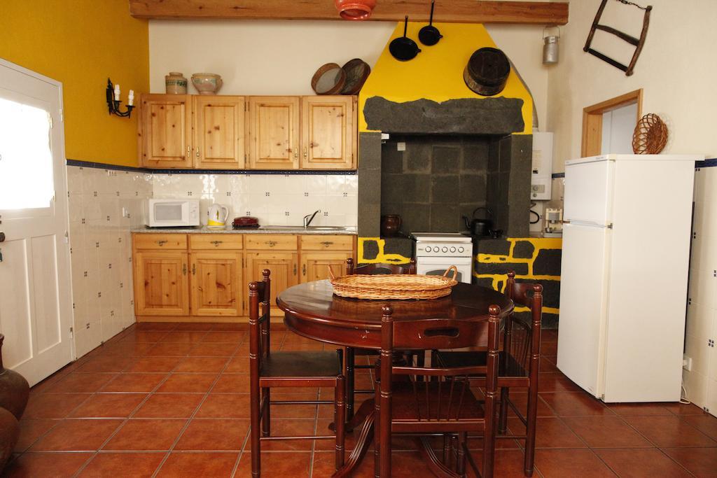 Casa Capelinhos Guest House Capelo Стая снимка