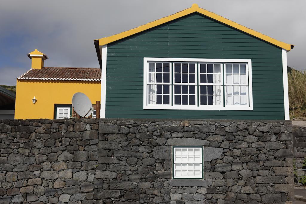 Casa Capelinhos Guest House Capelo Стая снимка